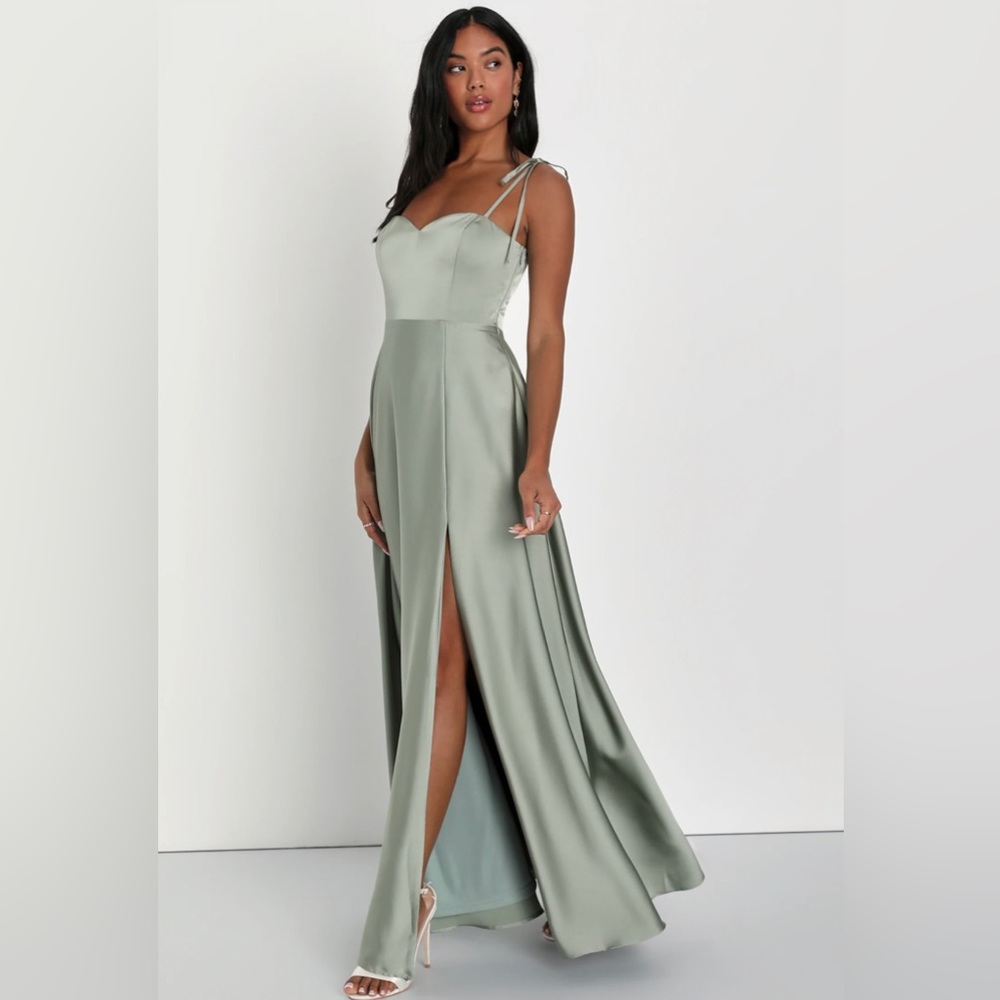 Lulu’s Delightful Vision Sage Green Tie-Strap
Satin Maxi Dress - Large